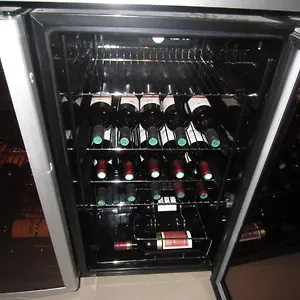 Margaux Opéra Montmartre Hotel Parigi